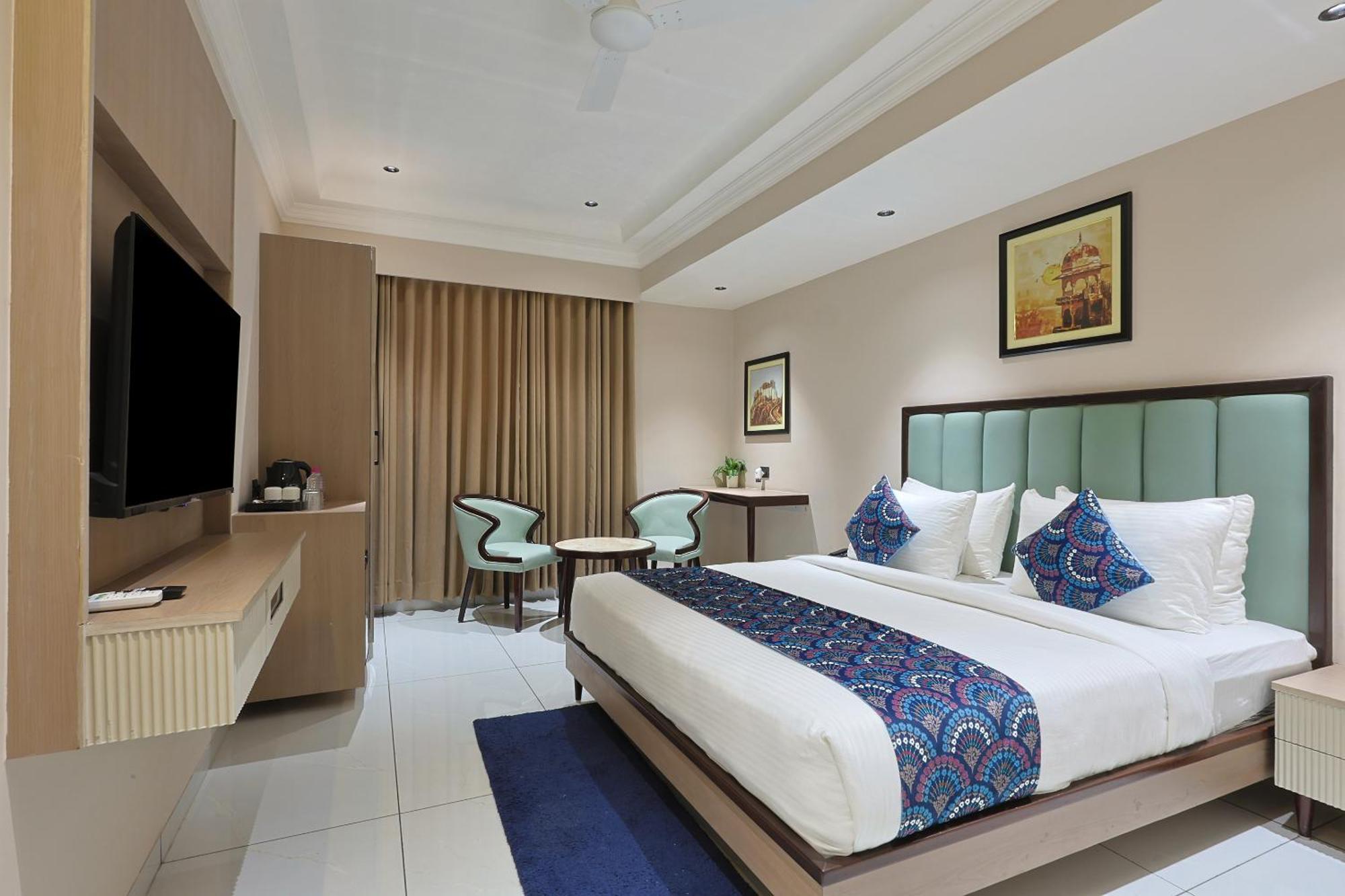 Hotel Royal Town Ahmedabad Exterior foto